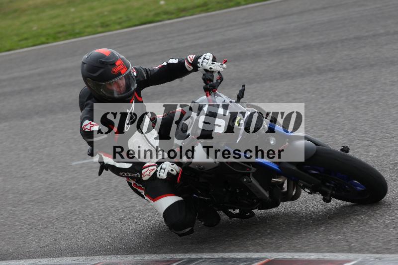 Archiv-2022/13 25.04.2022 Plüss Moto Sport ADR/Einsteiger/91